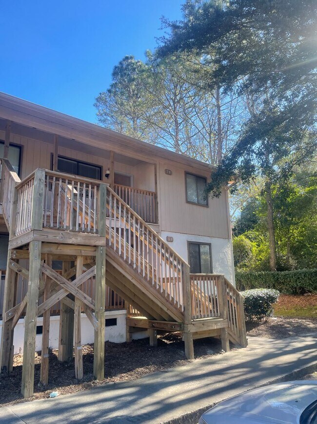 Foto del edificio - 2 Bedroom Condo