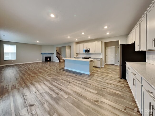 Building Photo - 2168 S Quincy Dr