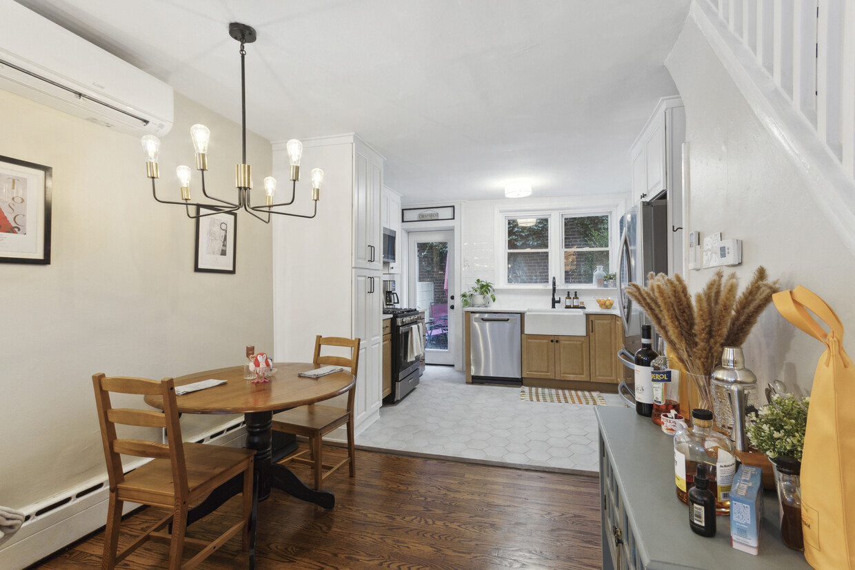 Foto principal - 715 Ellsworth St