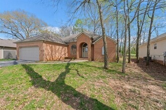 Building Photo - 144 Lost River Ln
