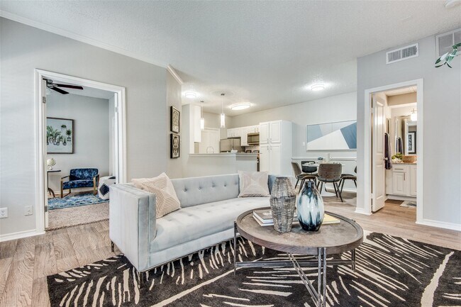 Building Photo - 4809 North O\'Connor Road Apt #F116, Irvin...
