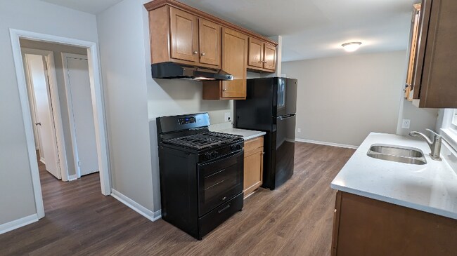 Foto del edificio - 3108 Dell Brooke Ave