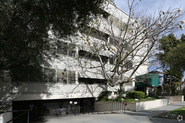 Building Photo - Clifton Apartments