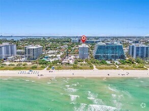 Building Photo - 9341 Collins Ave