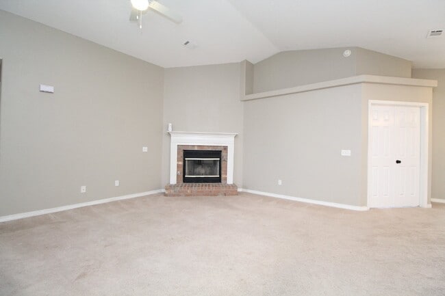 Building Photo - Spacious 3BR/2BA Home with 2-Car Garage, Fenced Yard & Outdoor Living Space