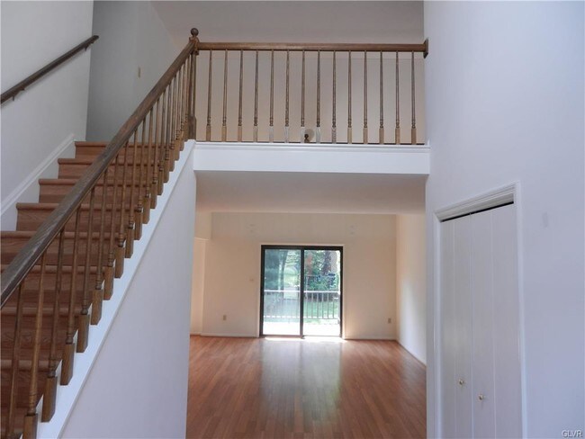 Building Photo - 3509 Canterbury Ct