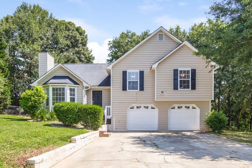 Primary Photo - 727 Ridgeland Rd
