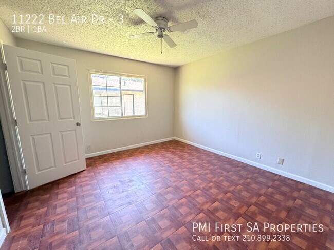 Foto del edificio - 11222 Bel Air Dr-3