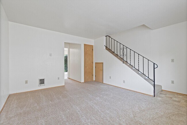 Foto del edificio - 2 Bedroom Townhouse
