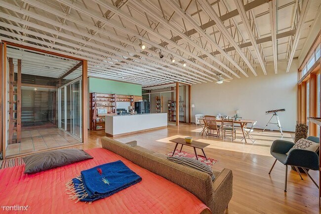 Foto del edificio - 1 br, 1 bath House - 1744 Kilbourn St