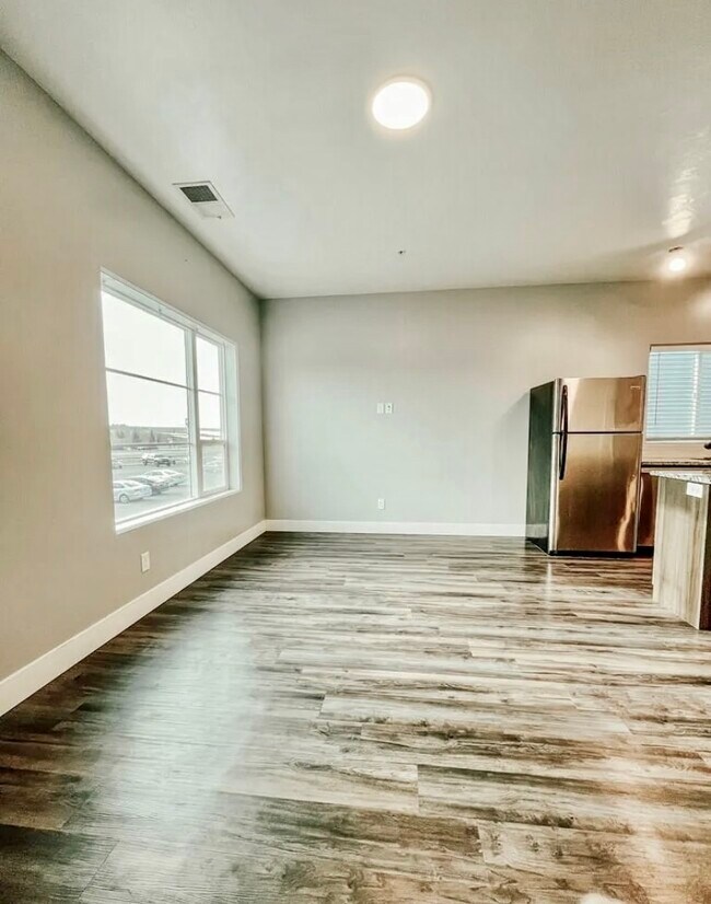 Foto del edificio - 591 Turin Way