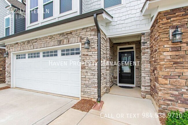 Building Photo - 242 Luftee Ln