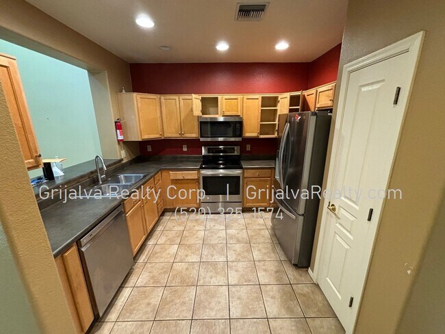 Building Photo - Gorgeous 2-Story House in Civano  (Houghto...