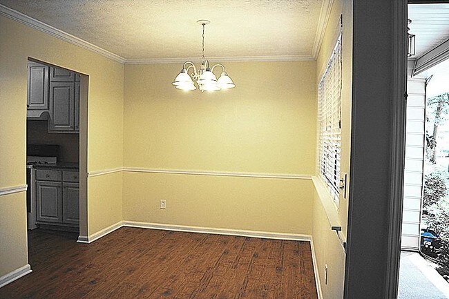 Building Photo - 5345 Lambert Dr