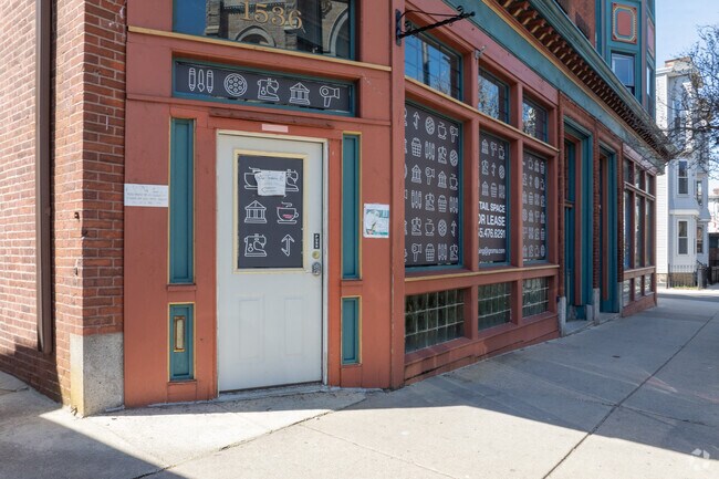 Photo - 1536-1542 Tremont St Apartments
