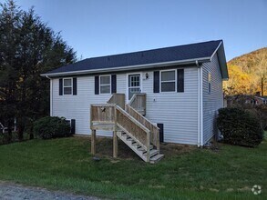 Building Photo - 135 Rocky Mountain Ln