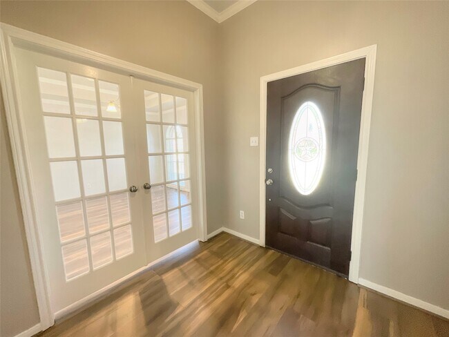 Foto del edificio - 9509 Dry Springs Dr