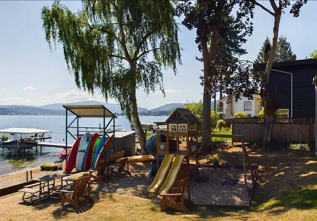 Foto del edificio - 16901 SE 25th St