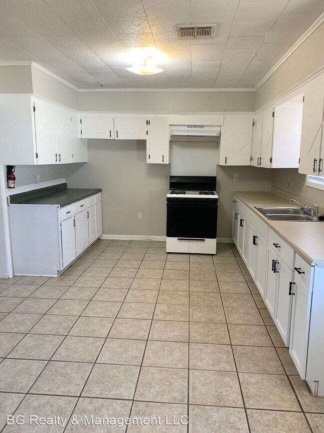 Foto del edificio - 2 br, 1 bath House - 1420 S. Louisiana Street