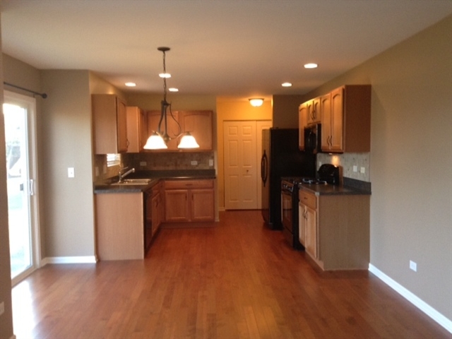 Building Photo - 25139 Presidential Avenue