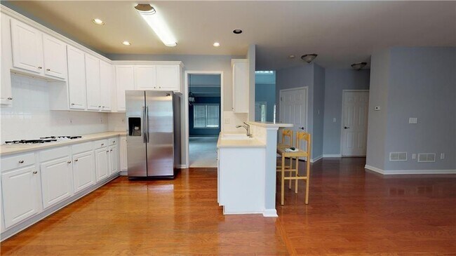 Building Photo - 12670 Morningpark Cir