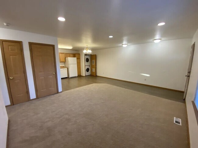 Foto del edificio - 2 Bedroom, 1 Bathroom in Southwest Anchorage.