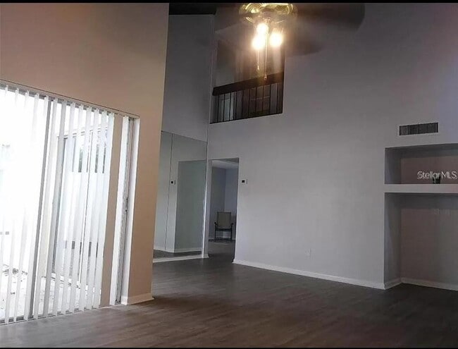 Foto del edificio - 2704 Foxfire Ct
