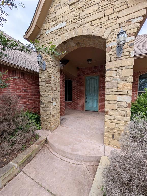 Building Photo - 6405 Bentwood Dr