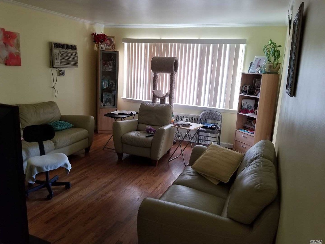 Foto principal - 107-30-107-77 77th St