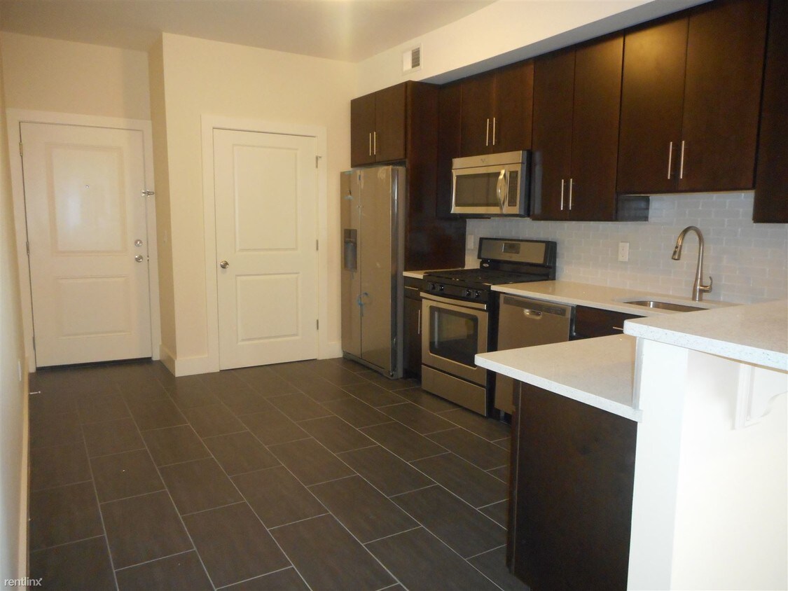2 br, 1 bath - 5113 Bergenline Ave - 2 br, 1 bath  - 5113 Bergenline Ave