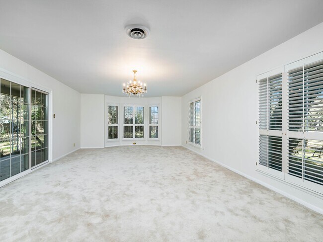 Foto del edificio - 95 Shavano Dr