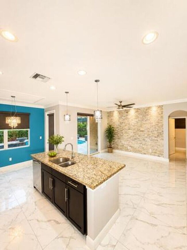 Foto del edificio - 4773 Foxtail Palm Ct