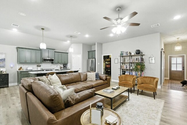 Foto del edificio - 1629 Town Creek Cir