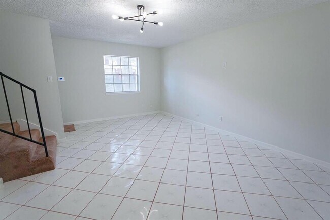 Foto del edificio - 1255 Witte Rd