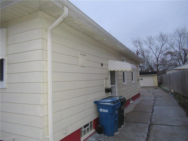 Foto del edificio - 4407 Woodway Ave