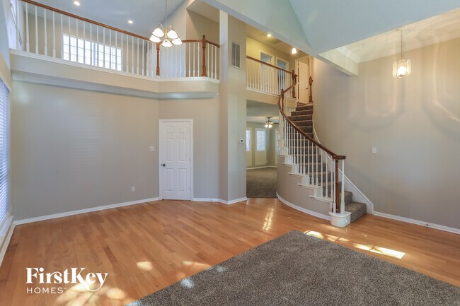 Foto del edificio - 311 Riverwalk Ln