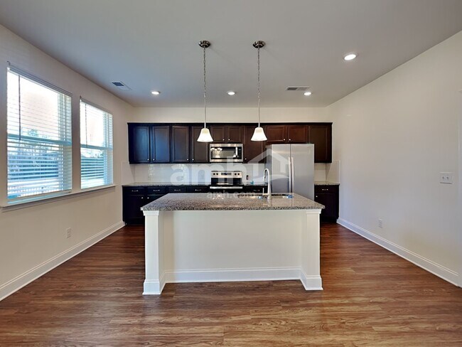 Building Photo - 13029 Wishsong Ct