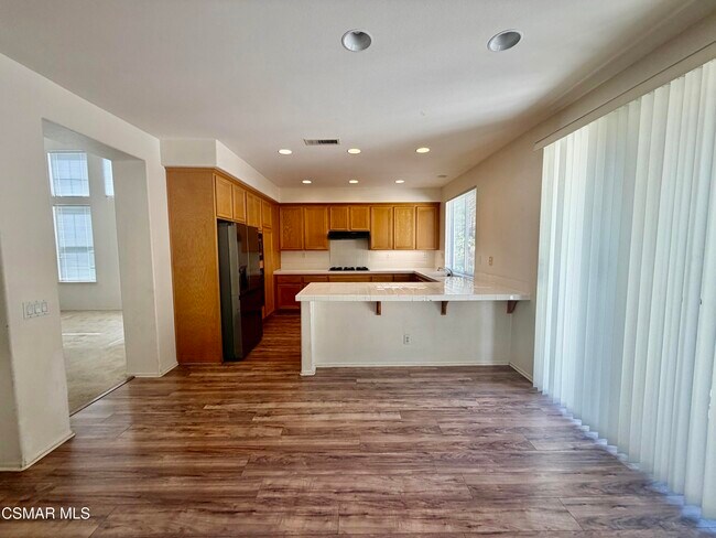 Foto del edificio - 2737 Stonecutter St