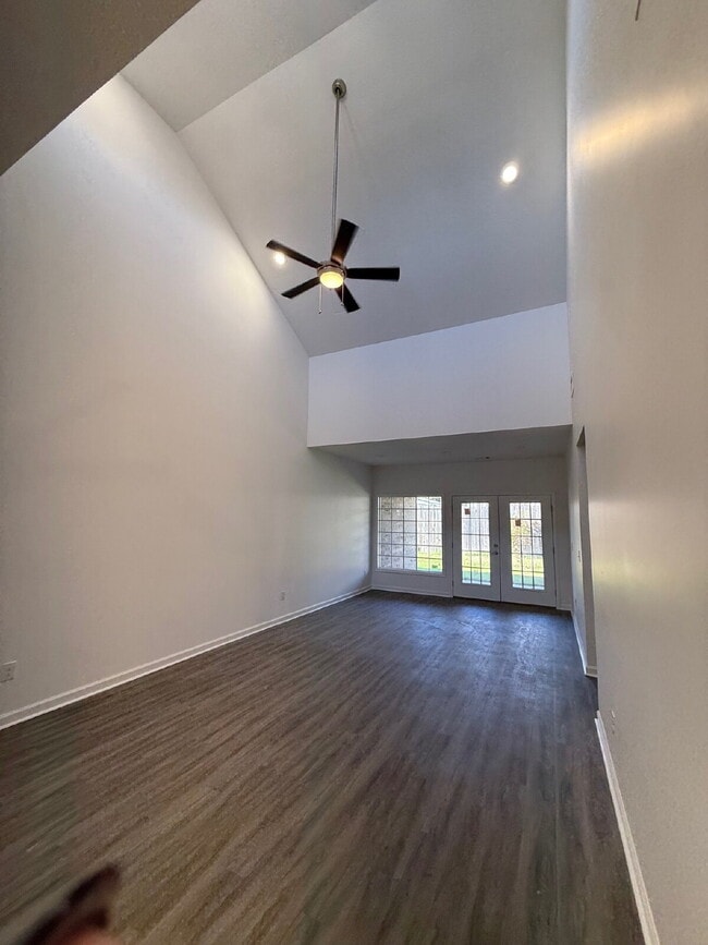 Foto del edificio - 3017 Olivia Ct