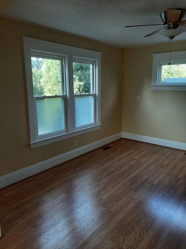 Building Photo - 5089 Haverford Dr