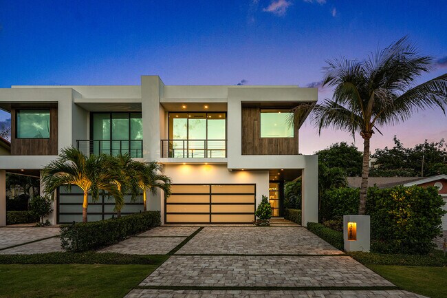 Foto del edificio - 320 NE Wavecrest Way
