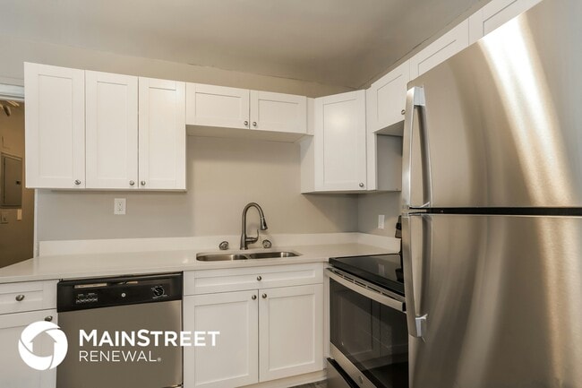 Building Photo - 6420 26th St W