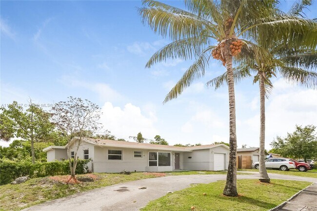 Foto del edificio - 2360 NW 60th Ave