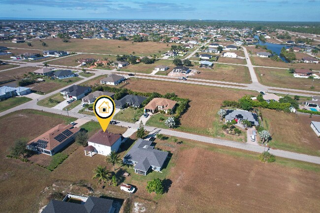 Foto del edificio - 3300 NW 15th Ln