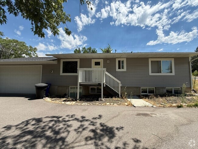 Building Photo - 57 E 3300 S