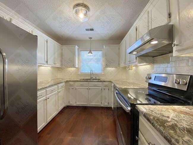 Building Photo - 13 Tomafield Ct., Columbia, SC 29229 - Cle...