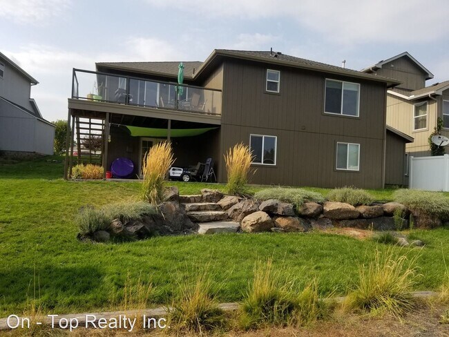 Building Photo - 6 br, 3 bath House - 702 E. Silver Pine Rd