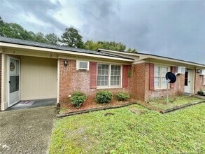 Building Photo - 3241 Willard Dr