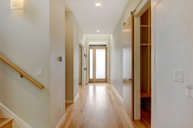 Entry Area - 1849 Sweet Clover Ln