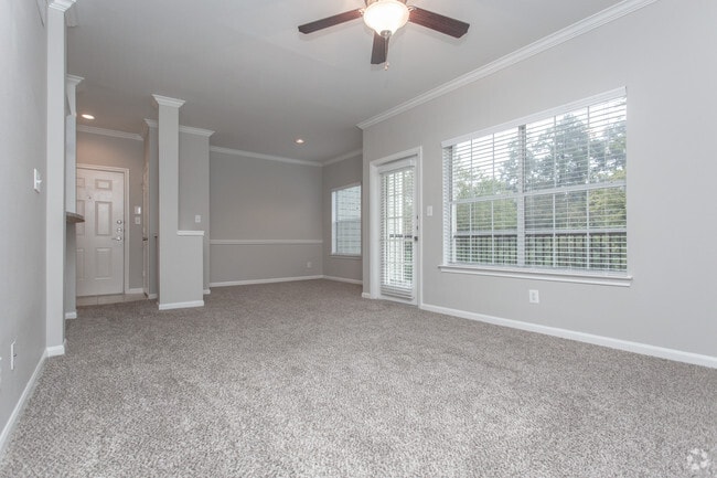 1 Br, Living Space - The Pines on Spring Rain